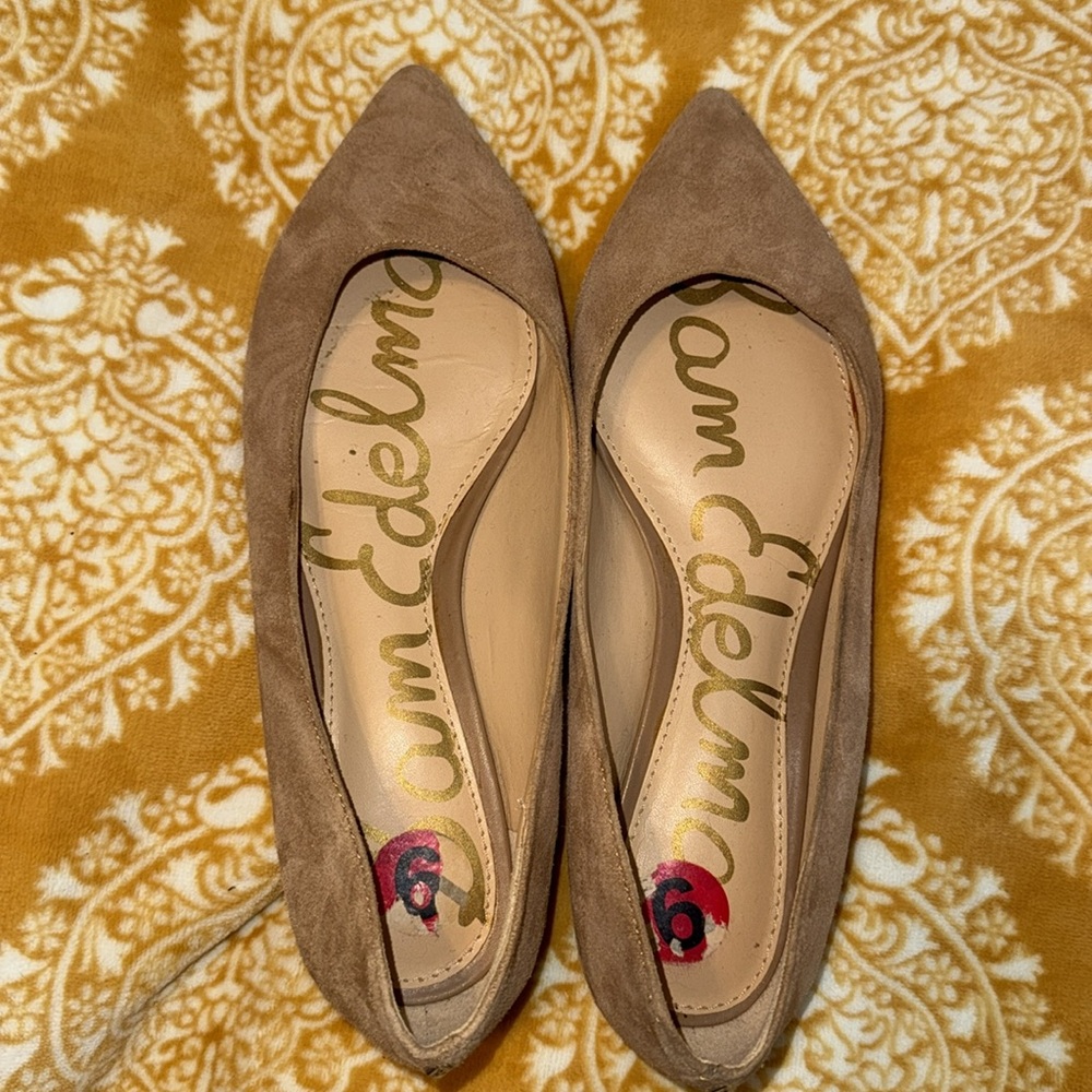 Sam Edelman Tan Suede Flats - 6w - Picture 2 of 5